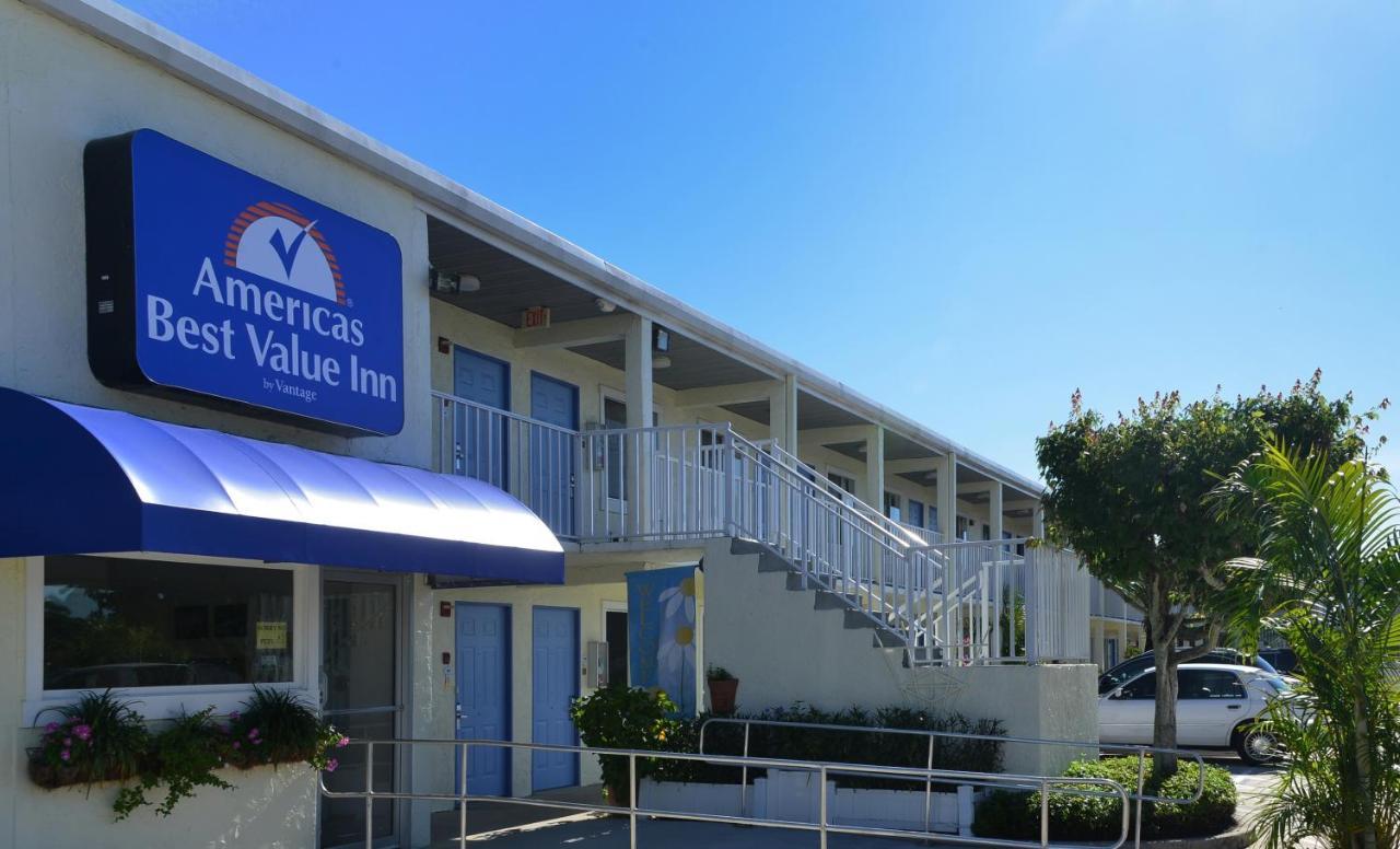Americas Best Value Inn Bradenton-Sarasota Buitenkant foto