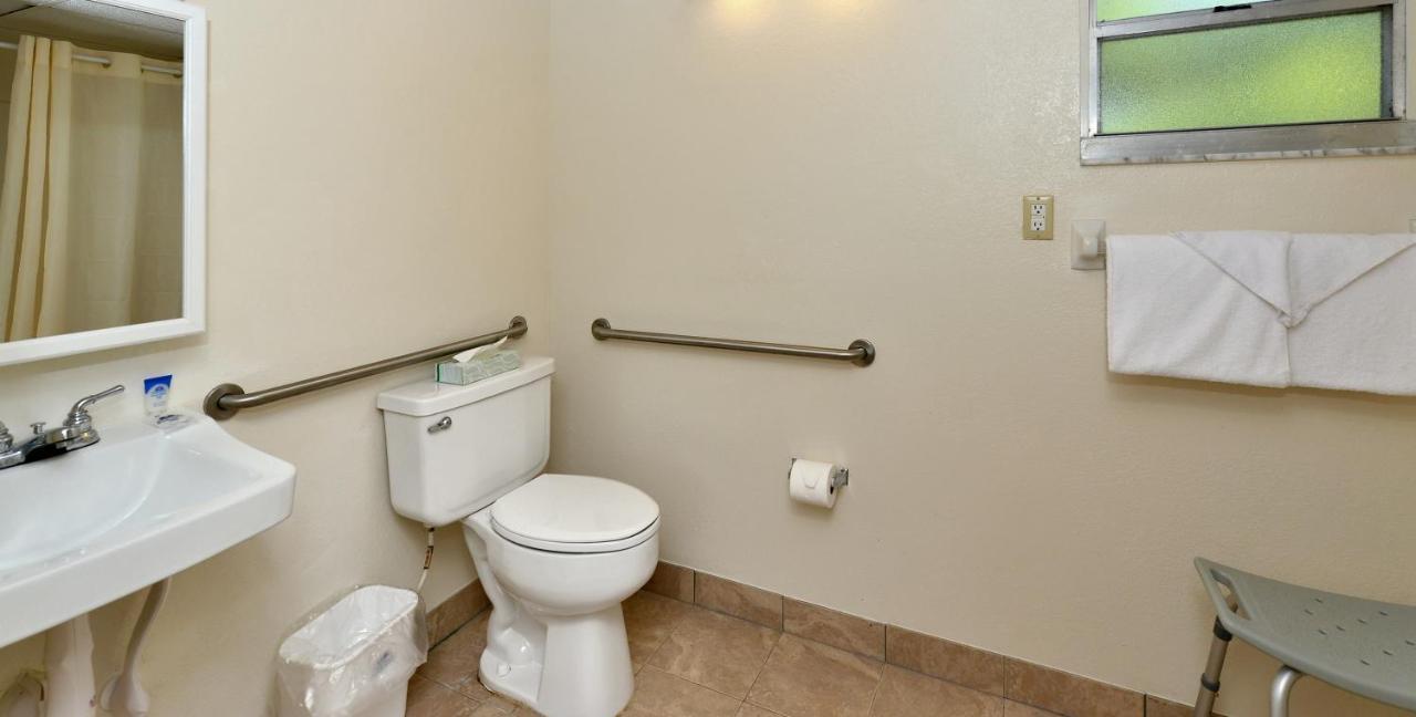 Americas Best Value Inn Bradenton-Sarasota Buitenkant foto