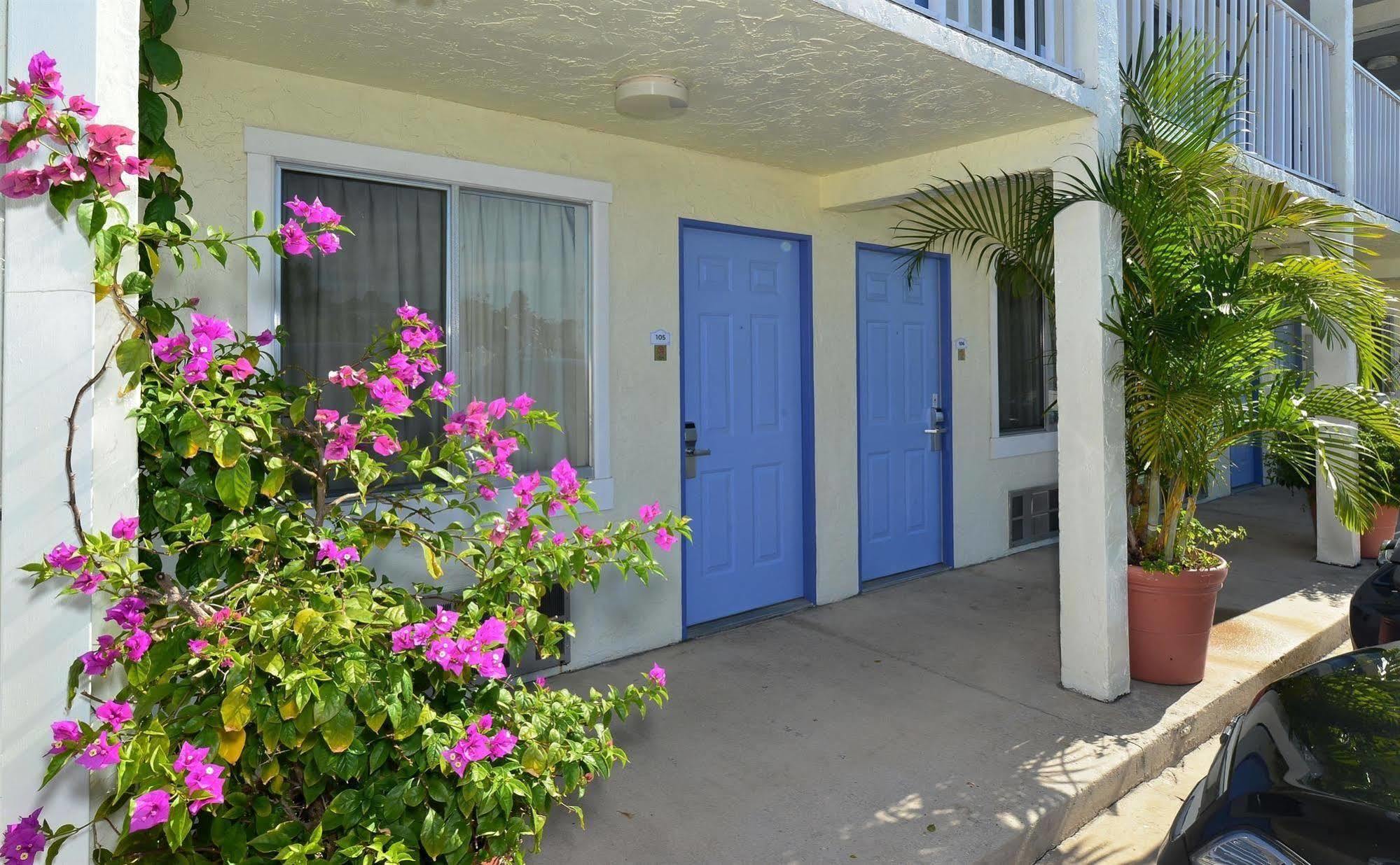 Americas Best Value Inn Bradenton-Sarasota Buitenkant foto